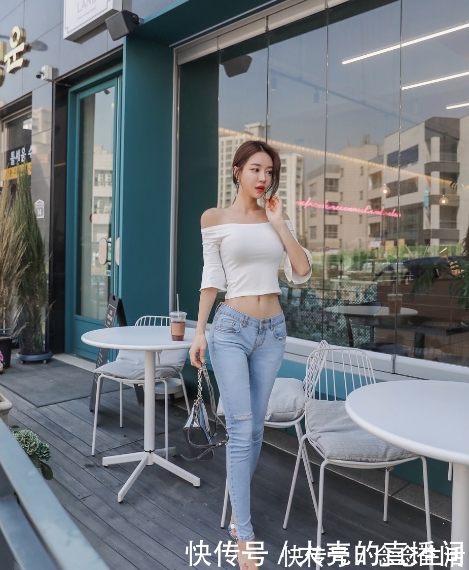 时尚穿搭 时尚穿搭:穿起来非常有线条感的牛仔裤,真是青春靓丽。