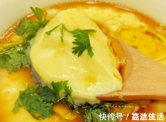 蒸鸡蛋|蒸鸡蛋加什么水？加多少水？用什么水蒸？方法和技巧都在这里