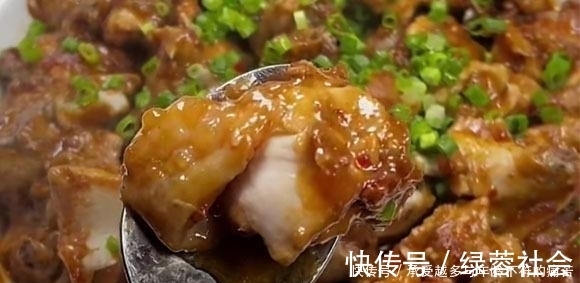 鲜嫩|平时多给家人做它吃,不油炸不煎炒,拌料一腌一蒸,鲜嫩软烂,香