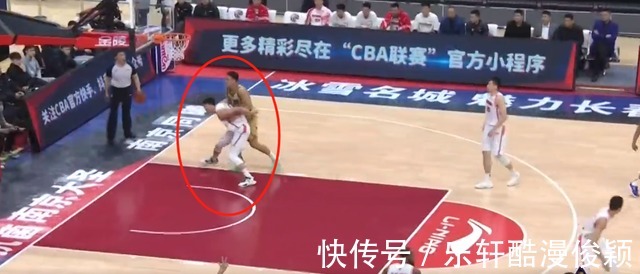 广东男篮|周鹏无奈、杜锋恼怒,到底发生了什么