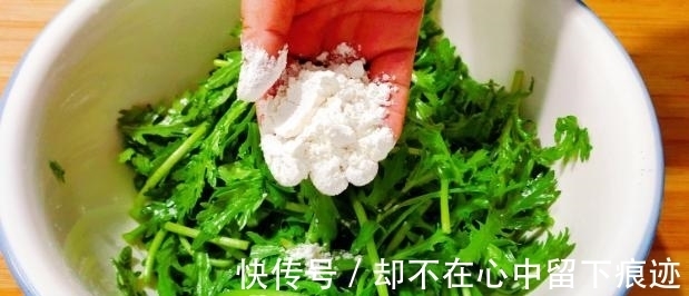 清蒸茼蒿|立冬后,懂行的人都吃它,被称“皇帝菜”,养肝明目,清肺化痰