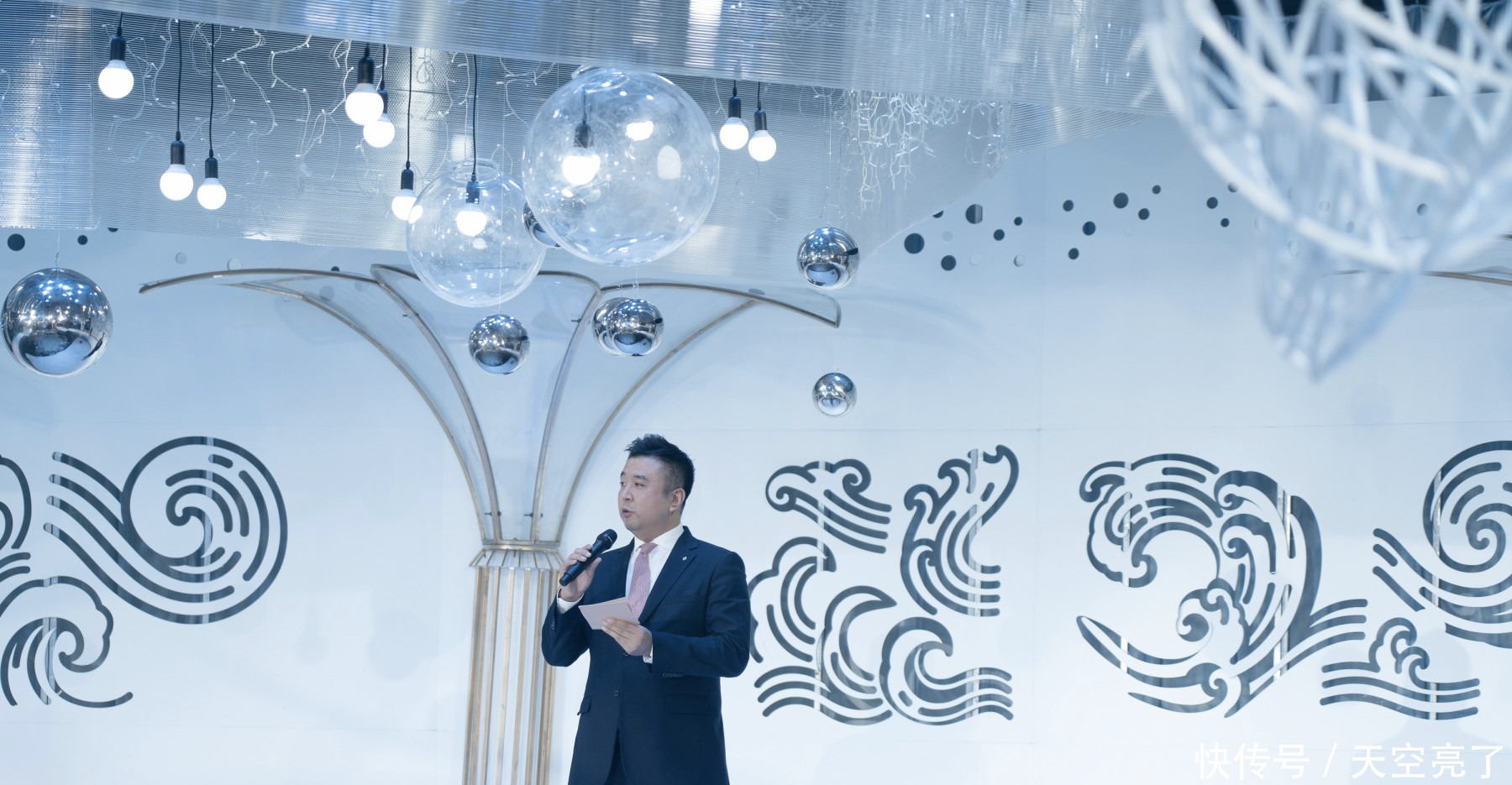 2021春夏洲际高级定制婚礼秀灵感缪斯 置身璀璨之境