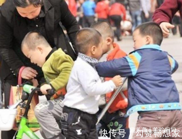 小佳|我国首批“随母姓”娃已18岁,正面临3个扎心问题,网友心疼