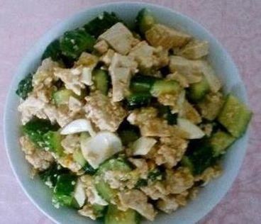 做法|美食严选：红烧鱼块，韭菜苔炒虾皮，嫩豆角焖茄块，黄瓜拌豆腐的做法