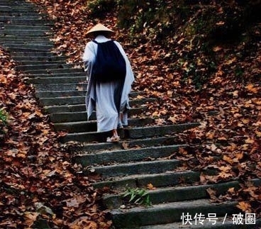 修行者们@释迦牟尼佛这样解释修行:不着物相,顺从本心,顺其自然