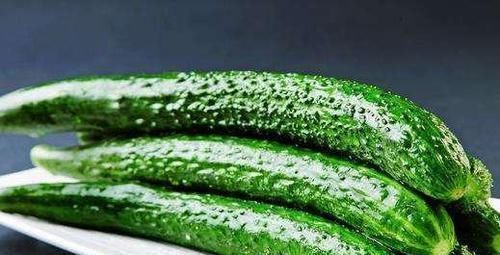 香菜|人到中年想长寿，不妨坚持吃四种食物，淡化皱纹、好处多多