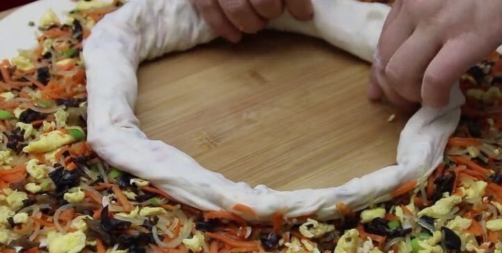 我家最受欢迎的面食,蒸一蒸10分钟出锅,比馅饼简单,比包子好吃