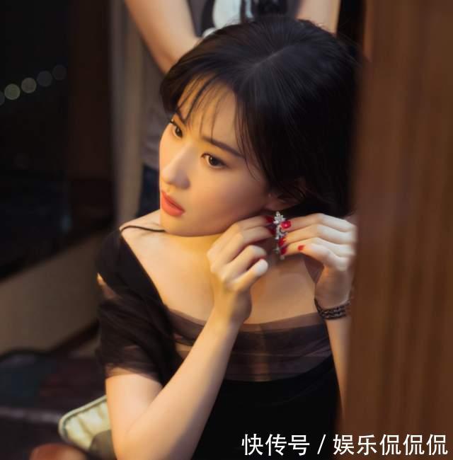 看上去阳光的女生,基本上都有这3个特征,让你比同龄人更显年轻