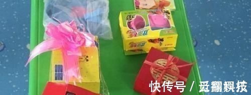 纸人|幼儿园孩子互赠礼物,花1千元换回“小纸人”,妈妈:太不公平了