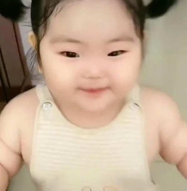 小公主|宝妈将女儿送去奶奶家3个月,见面时竟然认不出奶奶好喂法