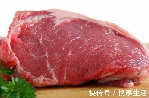 牛肉|炒牛肉时，牛肉一炒就老学会2个小妙招，不老不柴，鲜嫩没腥味