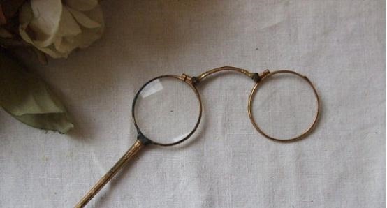 眼镜|现在人都有近视眼,那么在古代也一样吗要是近视怎么办!