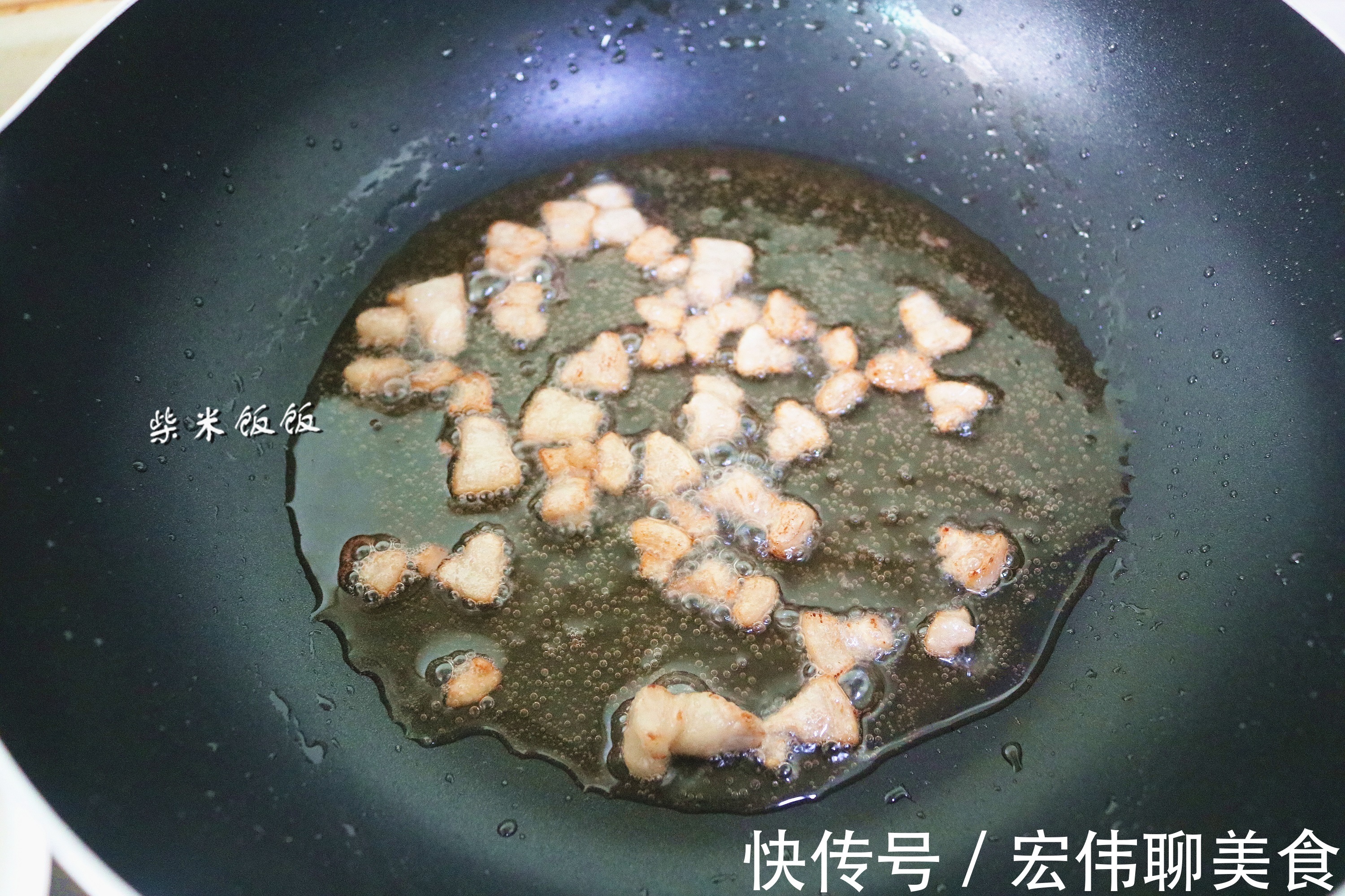 香喷喷|上班别吃外卖了，睡前蒸一锅，再卤一锅，香喷喷的工作餐就有了