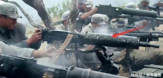 亮剑|亮剑营救张大彪时，你看战士们手里拿的啥武器抗日神剧脸红吗