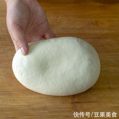红豆馅儿|好吃到舔盘的黄金大饼，吃一次就上瘾