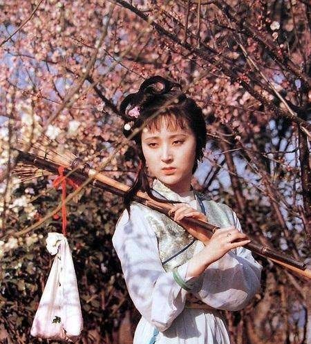 林黛玉&林黛玉的奶奶,为什么不抚养她,反而把她送到外婆家