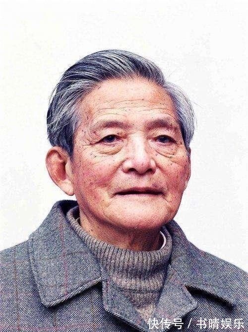 硬笔书法#民间书法高手,因一条标语,被名家赏识,成为当代楷书之王