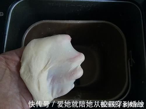 面团|以后面粉就这样做,加1个鸡蛋,不用烤不用蒸,比蛋糕都好吃