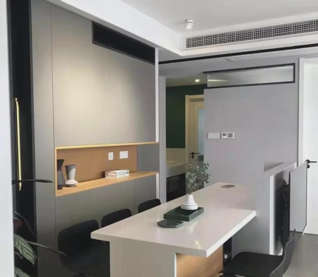 实用|头次知道卡座的强大性,她以围合式打造客厅,完工后超实用