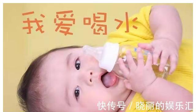 奶瓣|母乳的孩子不能额外喝水吗?常规不用,遇到这类情况就得给水喝了