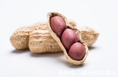 小娟|3岁男童,查出肠穿孔,医生查明病因,妈妈怒吼:不许奶奶见孙子