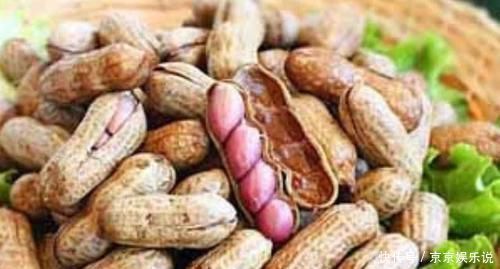 花生|花生配此物一起吃，效果强过鹿茸，男人坚持吃，肾功能会改善