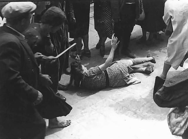 法国|最强窝里横:法国男人战场上不行，欺负自家女人花样百出