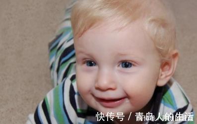 大脑|若你家宝宝睡觉有这3个举动,说明右脑发育好,长大后多半有出息