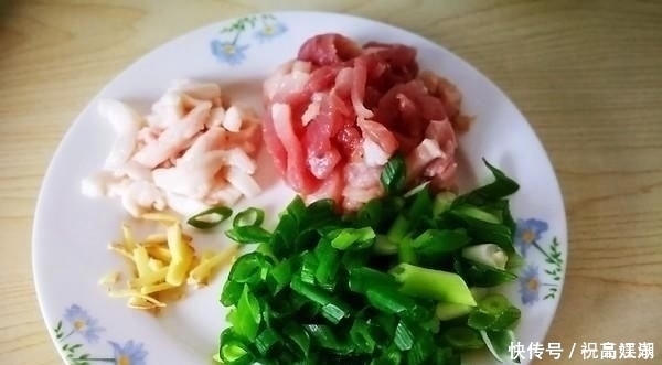 “蚝油”是一开始就放,还是最后再放大厨放错顺序味道就变了