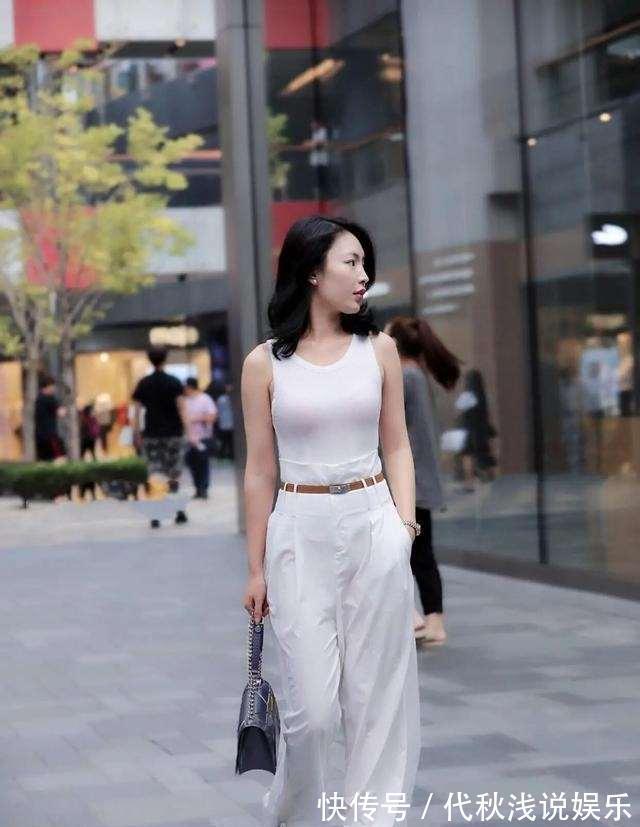 半身裤 文艺清新的瑜伽裤穿搭更加吸睛夺目,轻盈舒适又显气质,减龄优雅