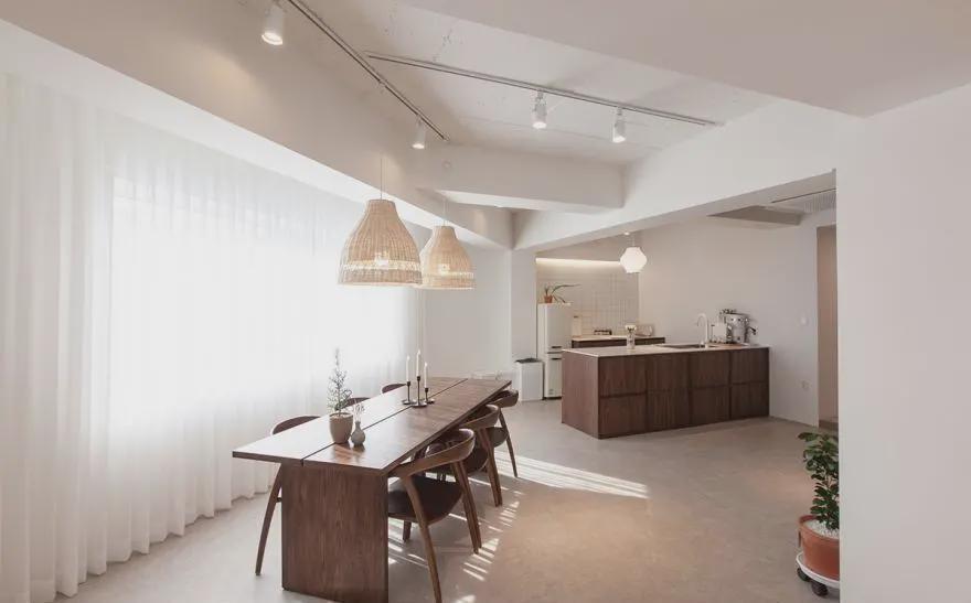 洗衣篮|这套80㎡的极简房子,将客厅改成起居室,发生了不可思议的改变