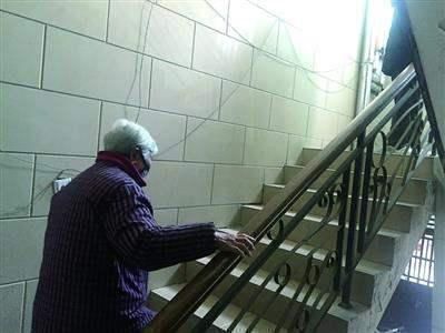 市中心|还在花高价钱买高楼层,不如抄底这种房子,懂行的人都默默入手了