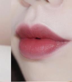 轻轻|女生很加分的3个化妆细节,希望你能都拥有