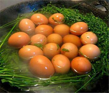 美容养颜|女人不想老得快,脸上爬满皱纹,3种食物,调节内分泌,抗衰老