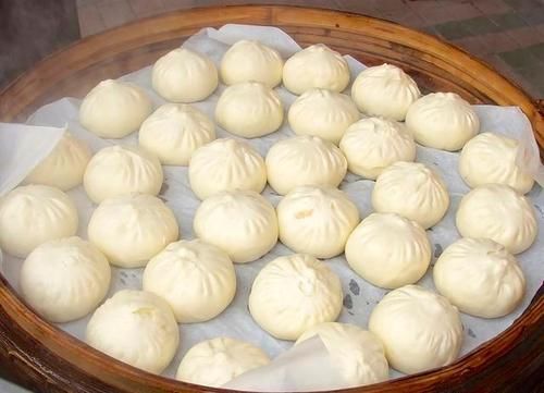 蒸包子时：记住不要直接上锅蒸！牢记3诀窍，包子松软好吃不塌陷