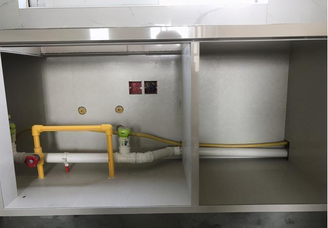 房子|用瓷砖做的橱柜好不好?装修房子是否值得做一套?