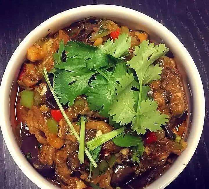 美食推荐家常豆腐、葱爆羊肉、擂椒茄子、椒盐大虾的做法