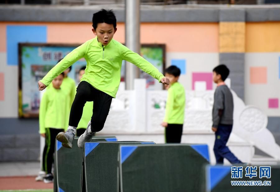 石家庄：小学生校内课后服务启动