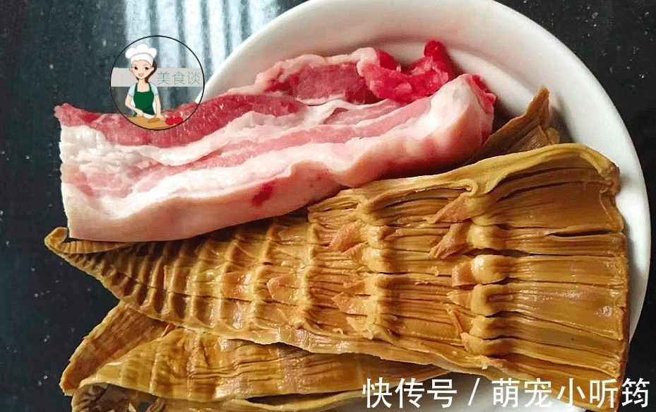 清明前,遇到它别手软,一次多囤些,晒干冻起来特省事,炖肉真香