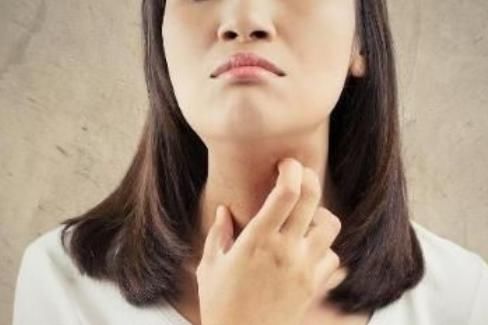 皮肤瘙痒|43岁大姐皮肤过敏，确诊甲状腺癌，医生：身体1处发痒，趁早检查