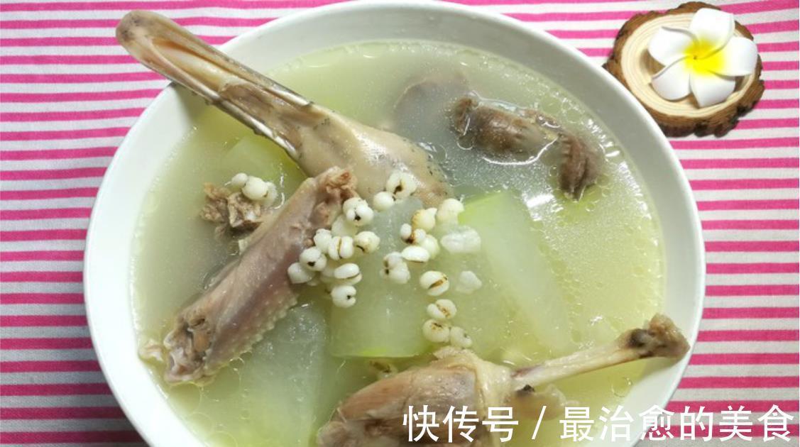 老鸭|季节交替,多给家人喝这汤,简单炖一炖,润肺去秋燥,安稳入秋