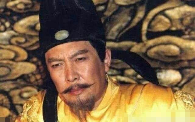 雍正|雍正王朝中，雍正登基第2天，为什么要杀光给他办秘密差事的人？原因很现实