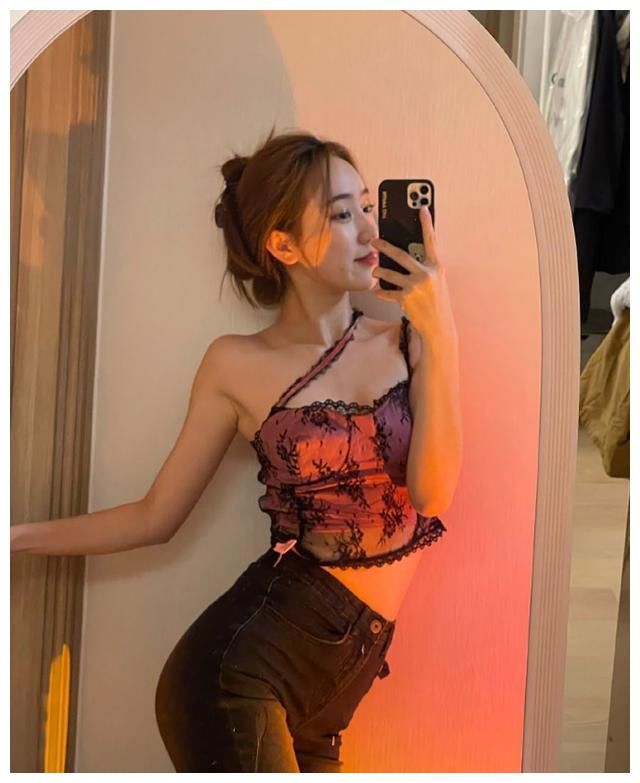 好好的恋爱综艺,变成了“男男官宣”,女嘉宾:是我们不够美吗?