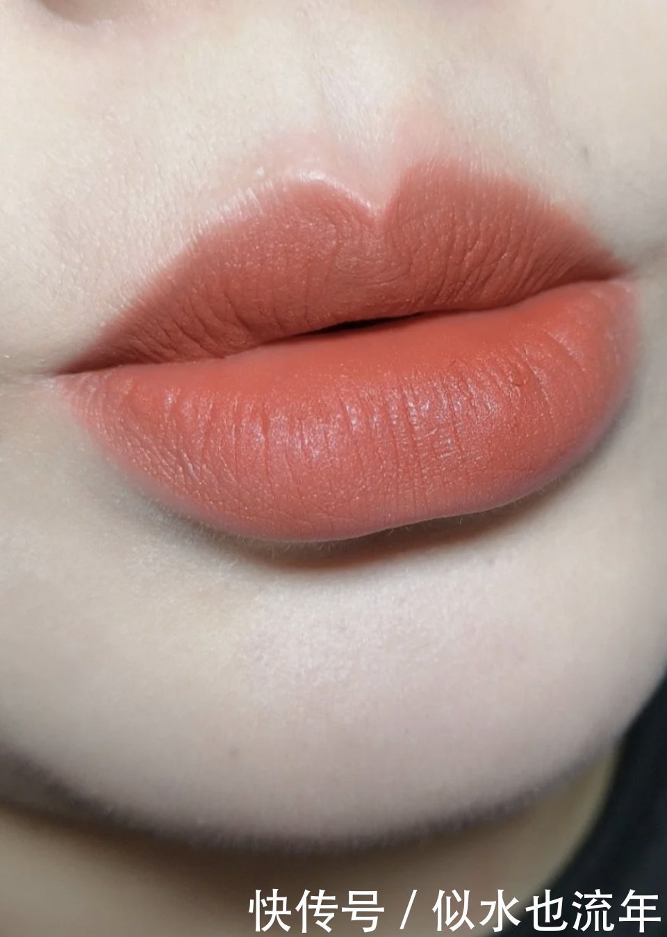 唇釉|学生党不能化妆?这四只“伪素颜”色,显白又心机,减龄还不挑皮