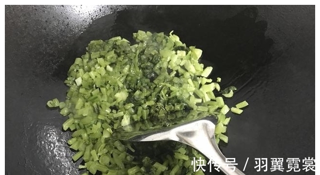 黑鱼|黑鱼这么做,鲜美嫩滑,开胃又下饭,比酸菜鱼还好吃