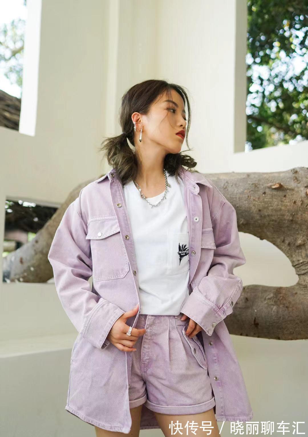 穿搭|明天穿什么系列来了,紫色系套装可以照搬,搭配两股辫很可爱