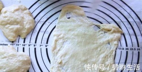 烤盘|懒人面包做法，不用揉面，更不用揉出膜，面包一样柔软拉丝