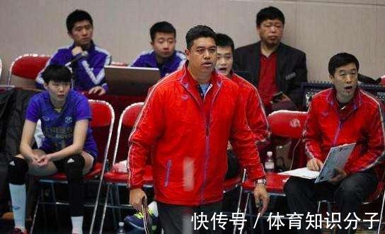 中国男排|中国女排选帅黑马杀出,王宝泉正式退出,蔡斌迎来两大强敌