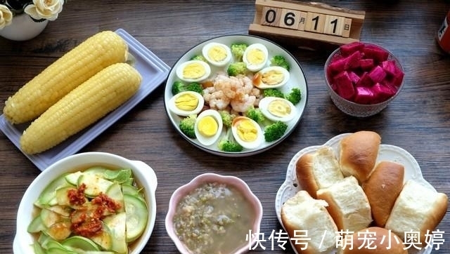 全职妈妈晒早餐，一周7天不重样，每天6点起！网友：有钱有闲