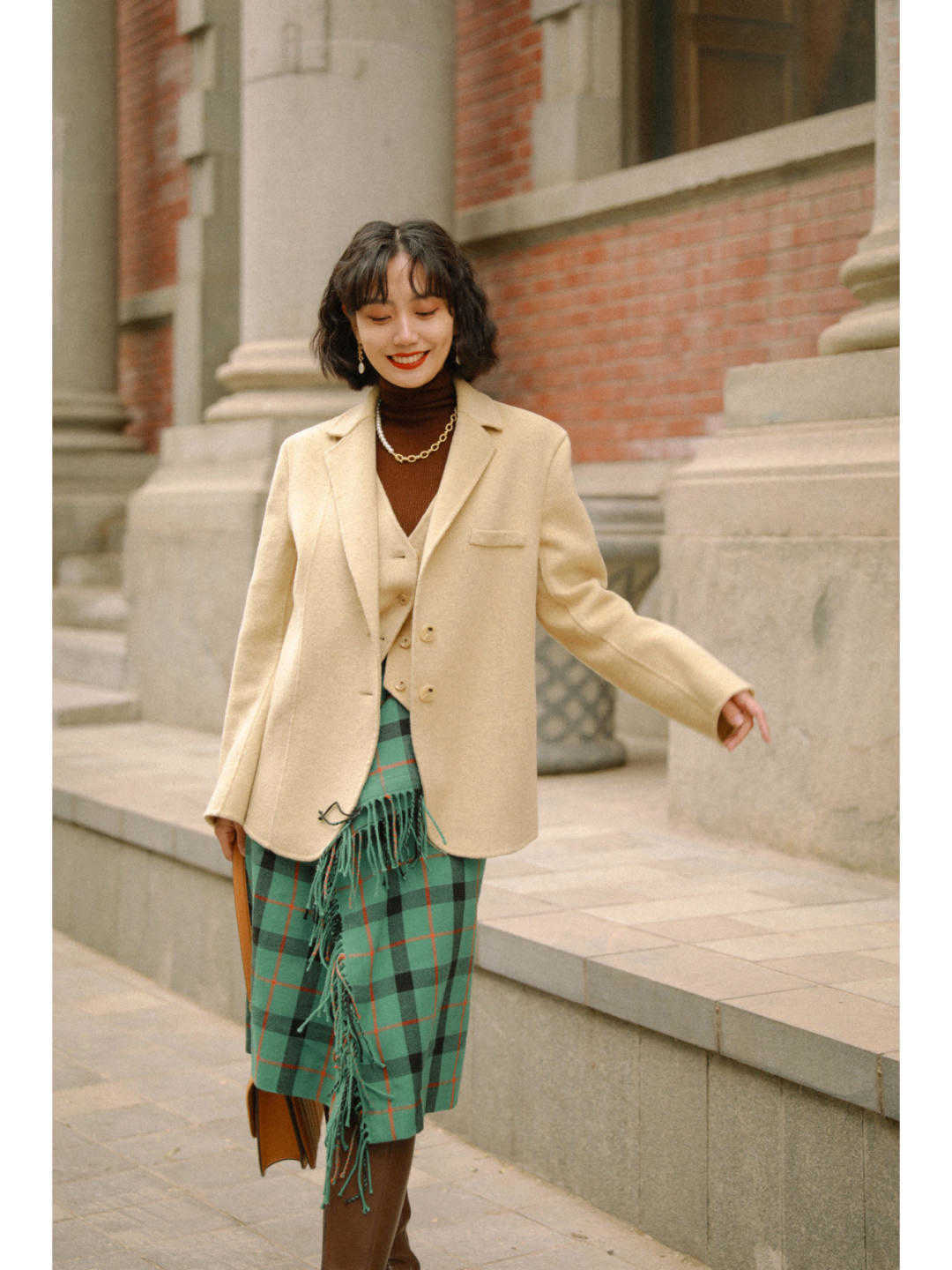 大衣 短款大衣的复古搭法,带你美出新高度
